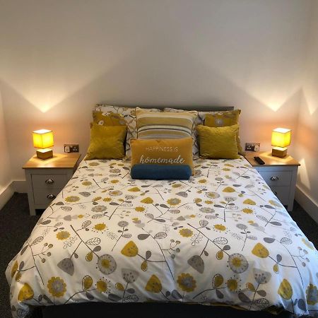 Marine Villa Hotel & Suites - Close To Beach, Train Station & Southend Airport Luaran gambar